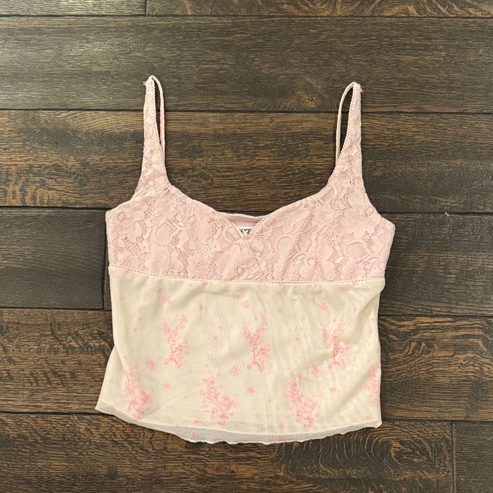 Princess Polly mesh and lace tank top
Sz 6